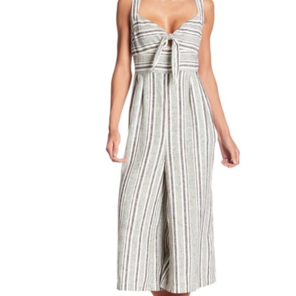 Abound Gray/White Pantsuit